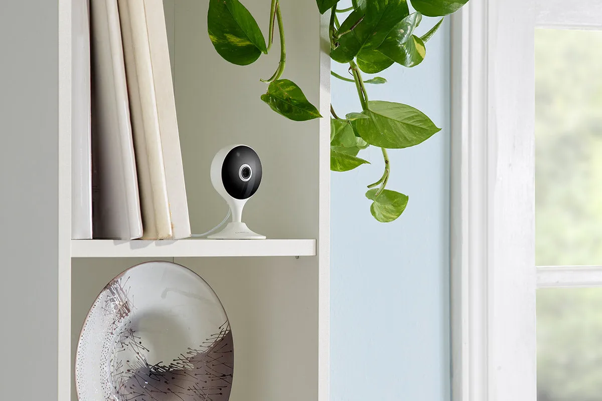 2K Indoor Wi-Fi Security Camera (16GB)