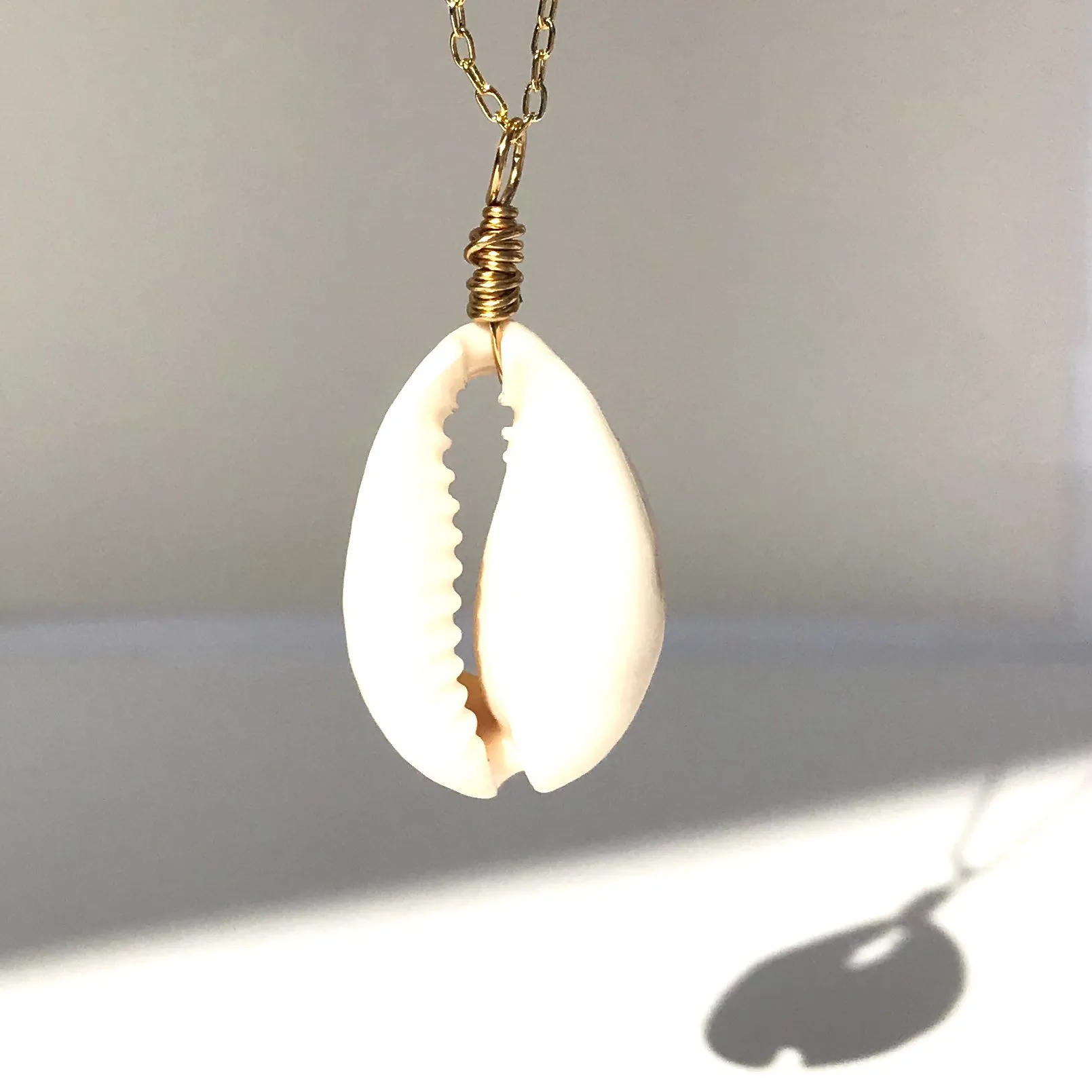 COWRIE NECKLACE