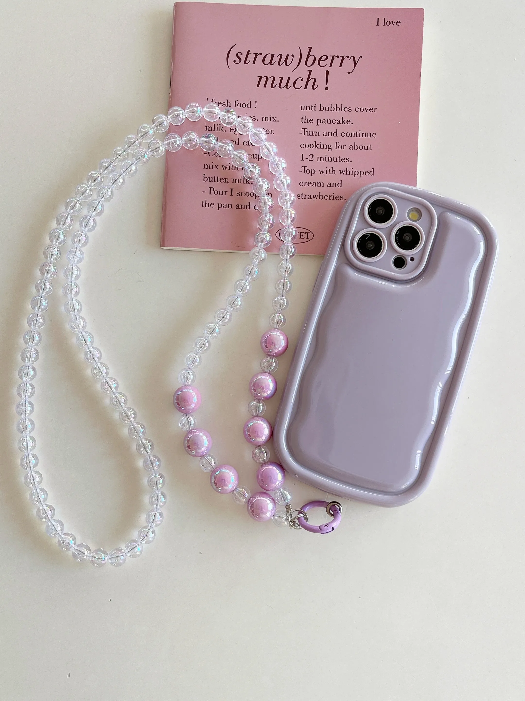 Designer Solid Color Wawy Customised Silicon Case for iPhone With Sling Beaded Chain