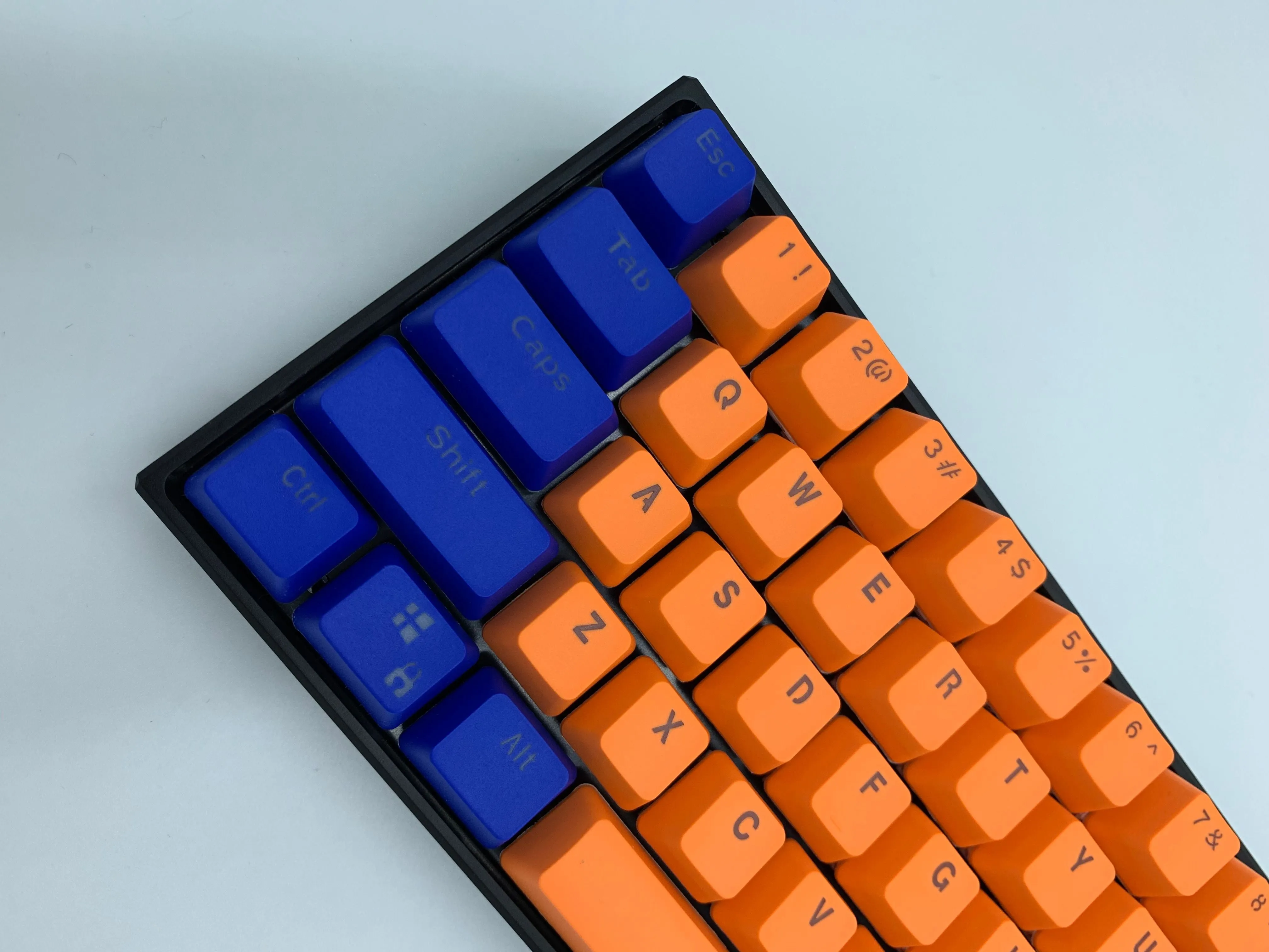 Hayabusa 60% Keyboard - Retro V2