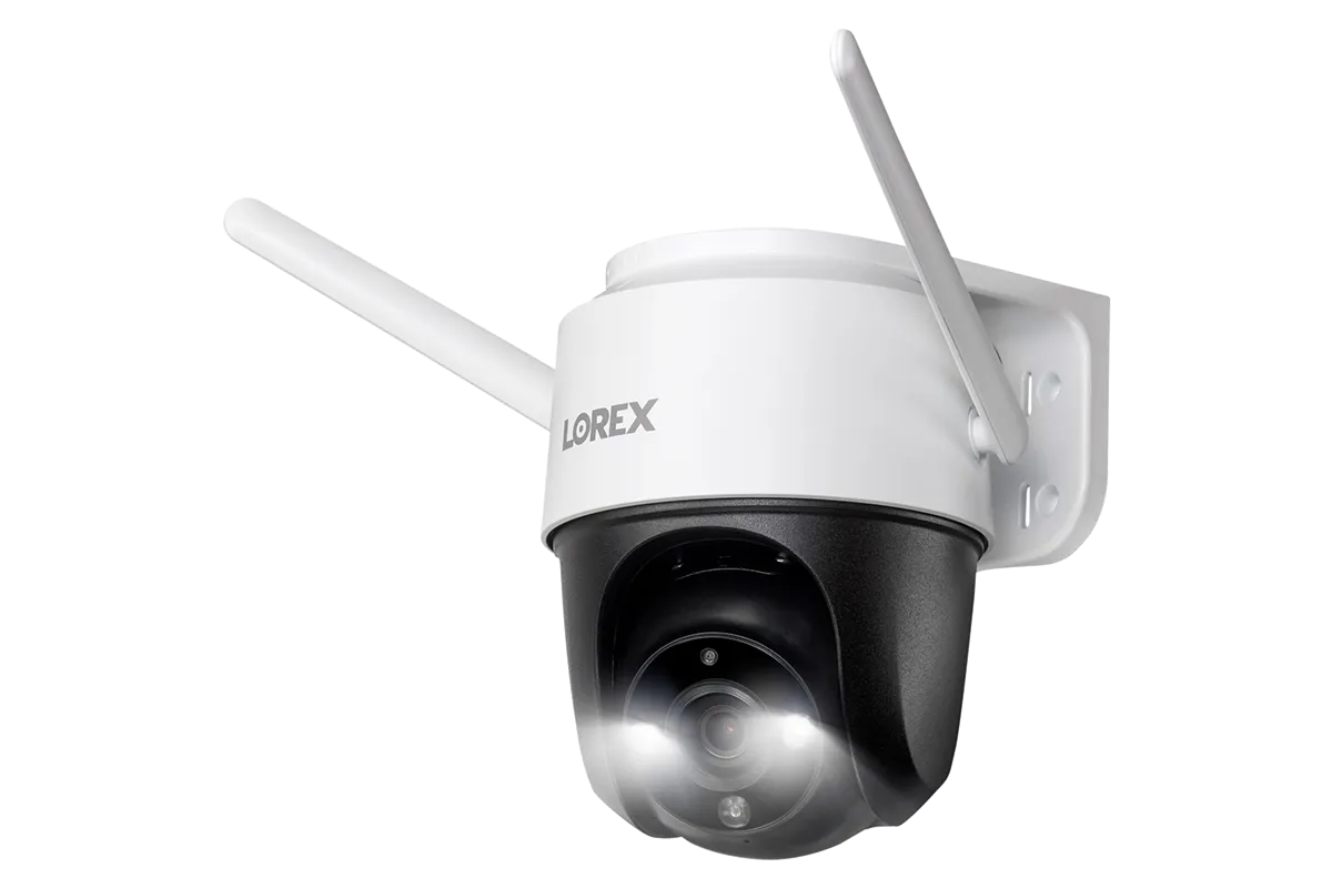 Lorex 2K Pan-Tilt Outdoor Wi-Fi Security Camera (32GB) - Open Box