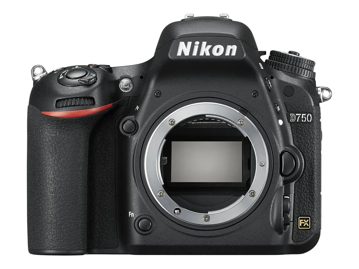 NIKON D750 DIGITAL CAMERA 24-120mm F/4 VR lens