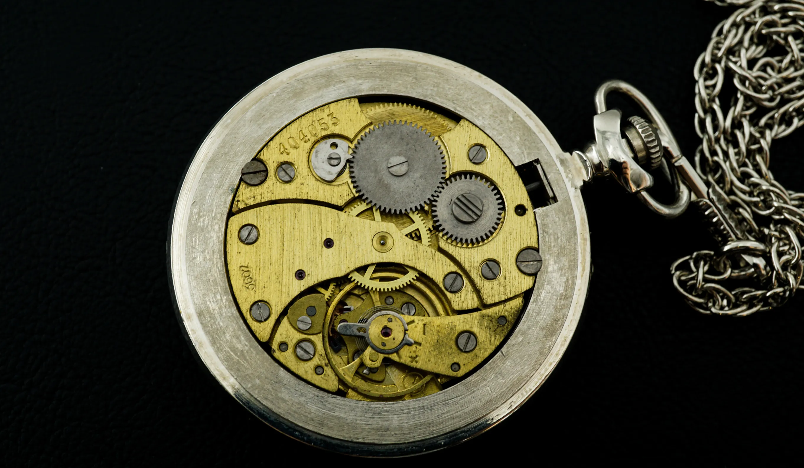 Old stock vintage mechanical pocket watch Molnija 3602 18j Kyiv Ukraine angel