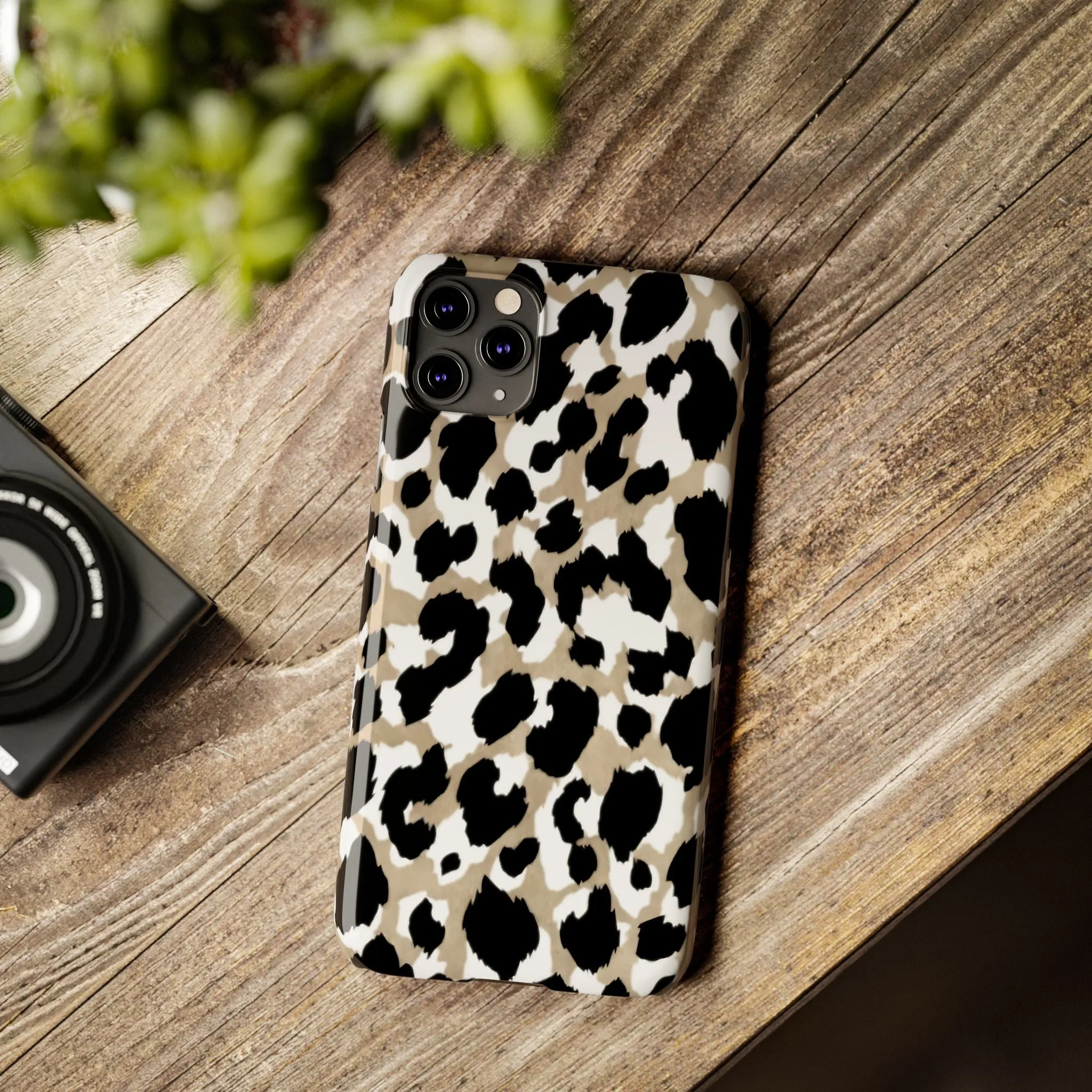 Savanna Noir Spots Slim iPhone Cases