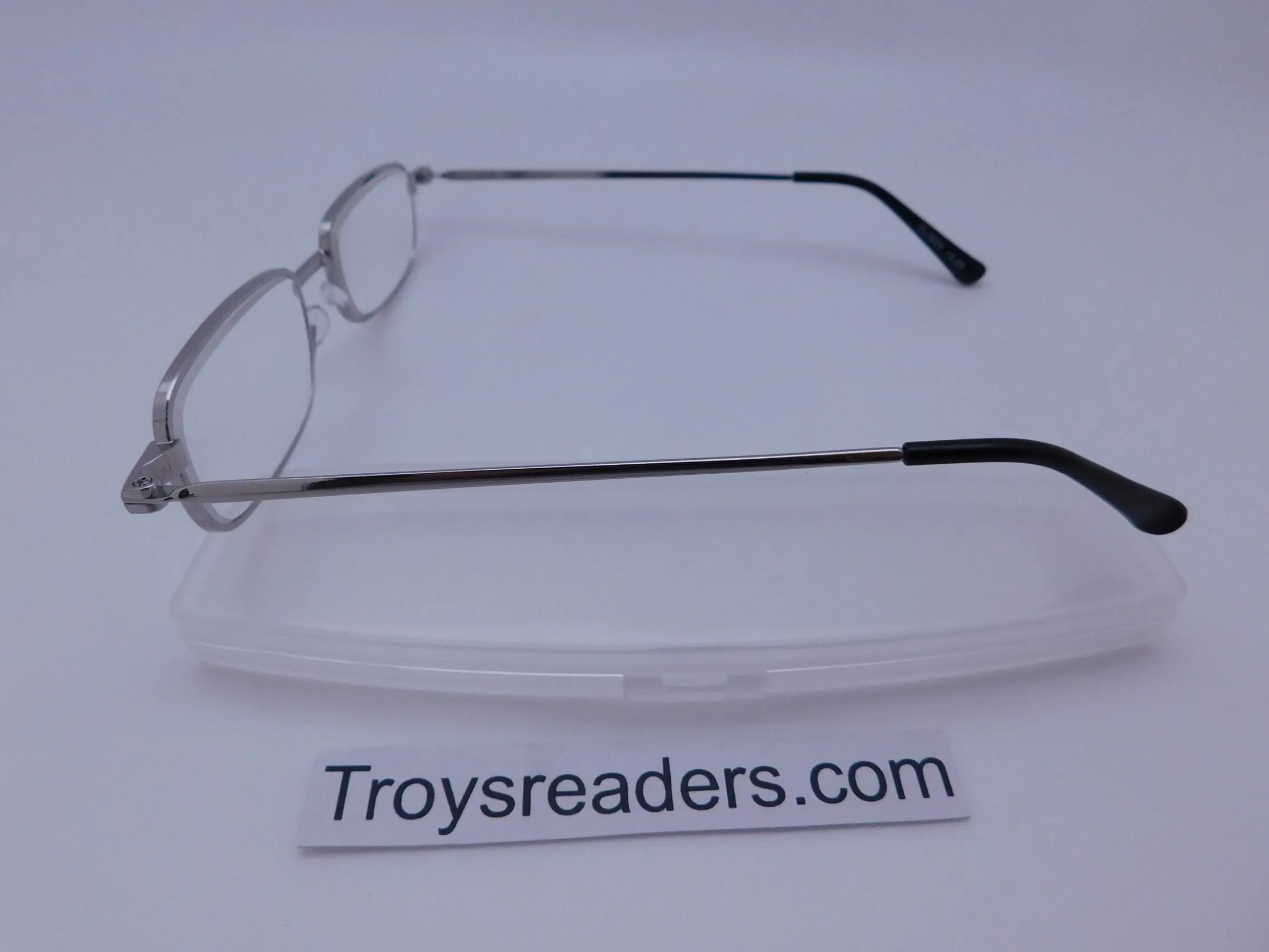 Very Slim Metal Readers In Four Colors